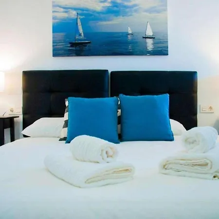 Sal Marina Puerto del Carmen (Lanzarote)